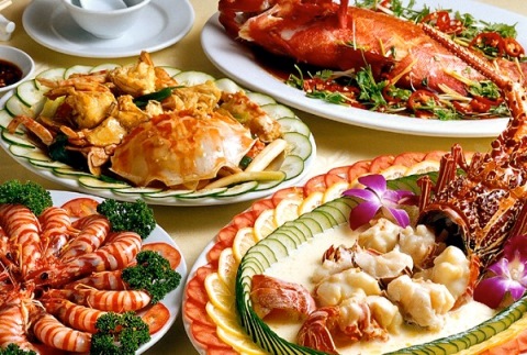 Đừng bỏ qua những món ăn được chế biến từ hải sản tươi tại Hạ Long