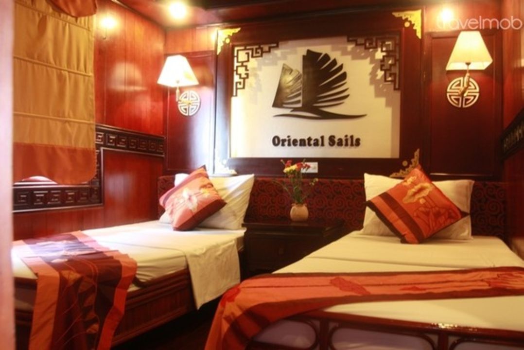 Oriental Sails twin cabin